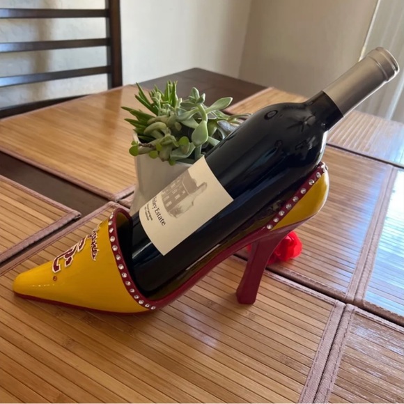 USC Shoe Bottle Holder - Picture 7 of 7